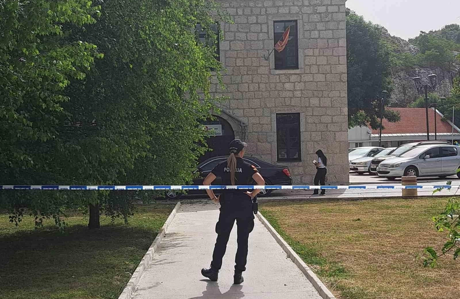 U bombaškom napadu dvoje mrtvih, troje ozlijeđenih: Ubijeni pripadnici notornog klana, objavljen i njihov identitet